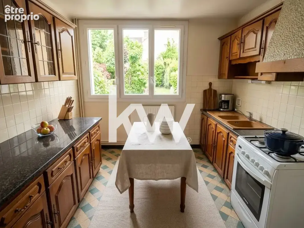 Appartement 4 pièces 77 m² à vendre à Saint-Etienne (42100) - photo 2