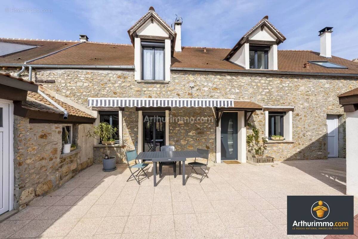 Maison à PERTHES