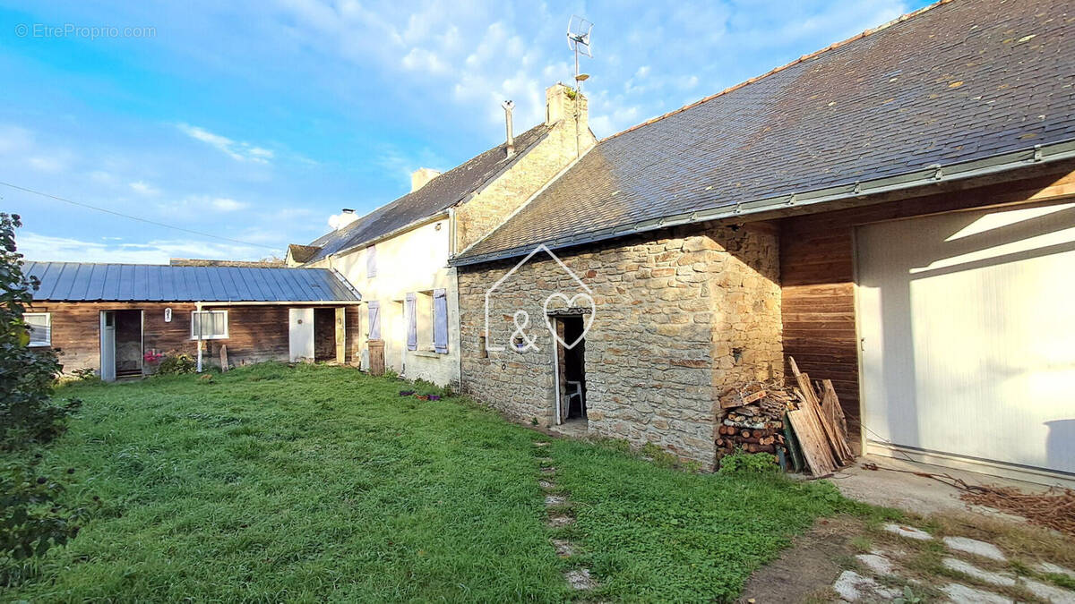Maison à SAINT-LYPHARD