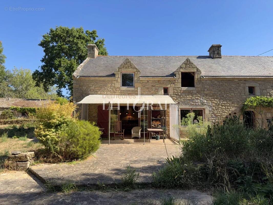 Maison à PLOEMEL
