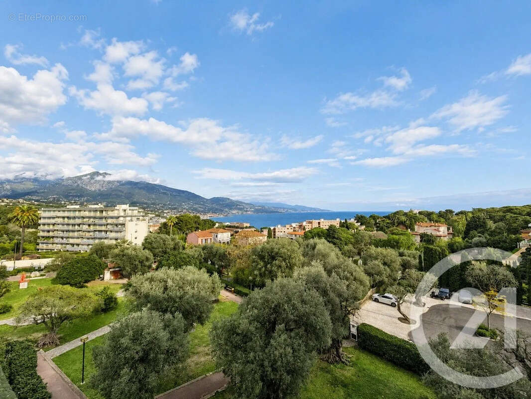 Appartement à ROQUEBRUNE-CAP-MARTIN