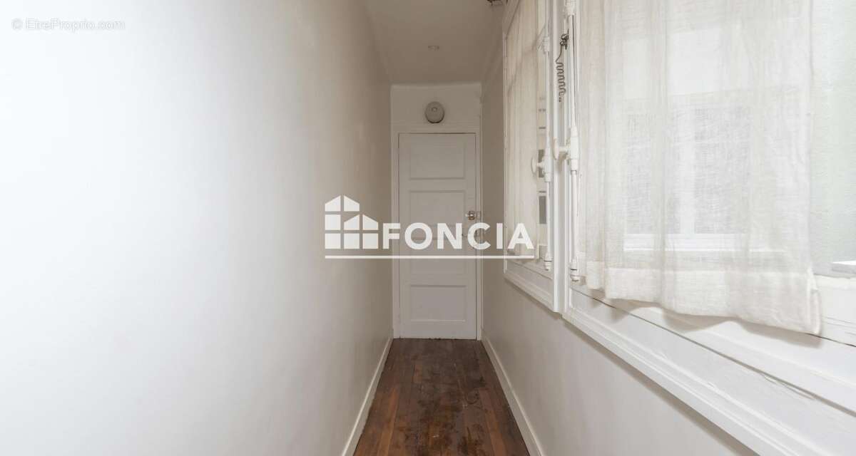 Appartement à PARIS-9E