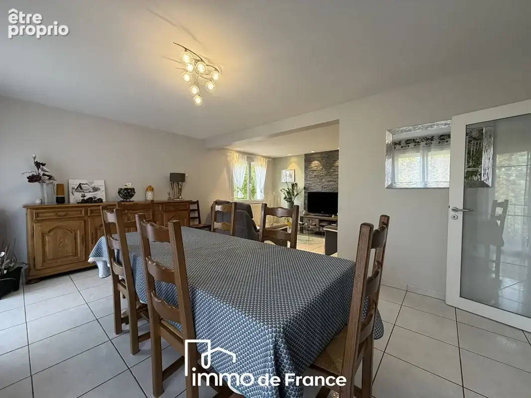 Grande Maison familiale Type 8 avec jardin et piscine - photo 5