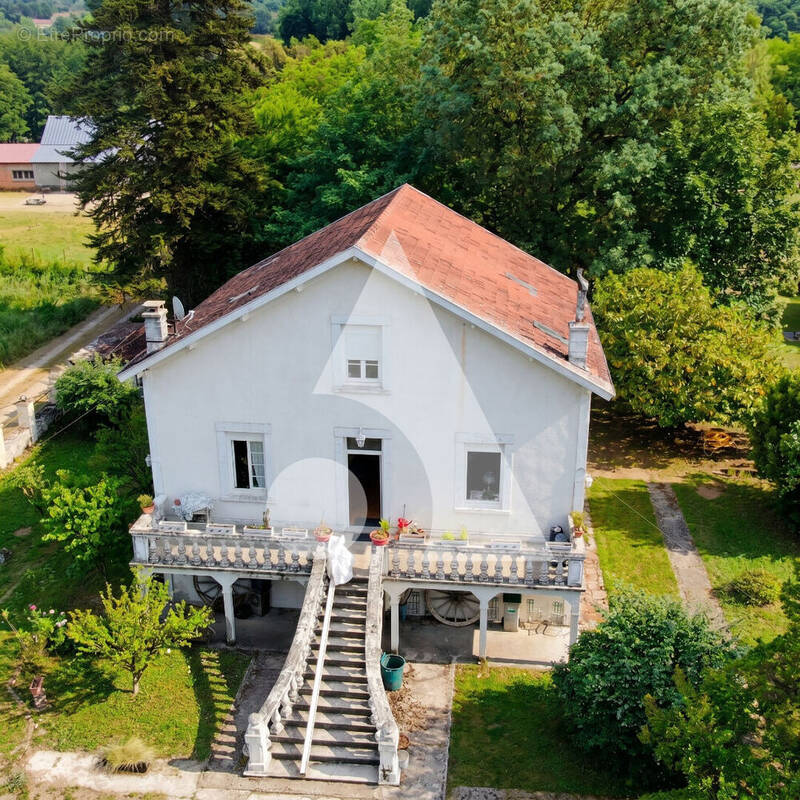 Maison à SAUVETERRE-LA-LEMANCE
