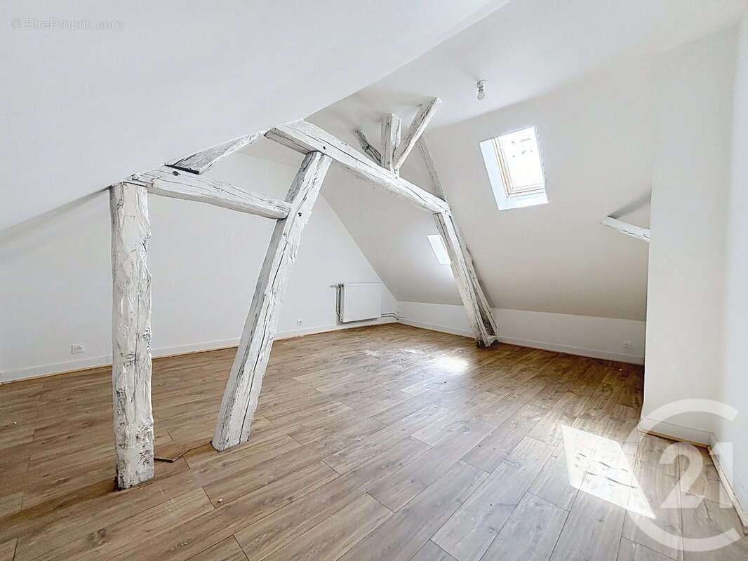 Maison 150 m² à Bassou  - photo 7