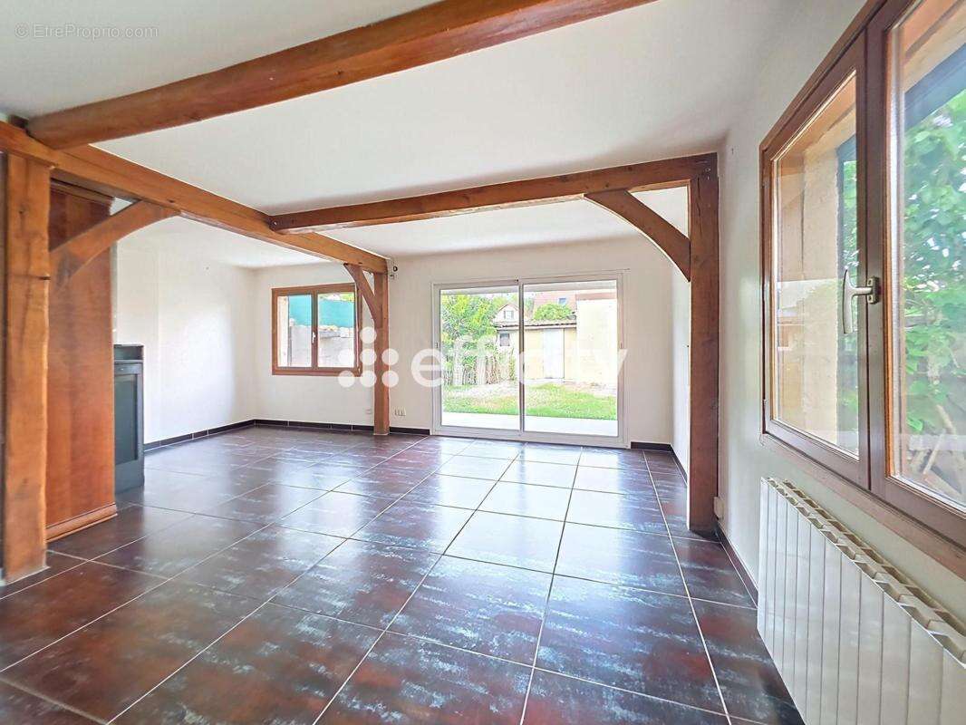 Maison à SUCY-EN-BRIE
