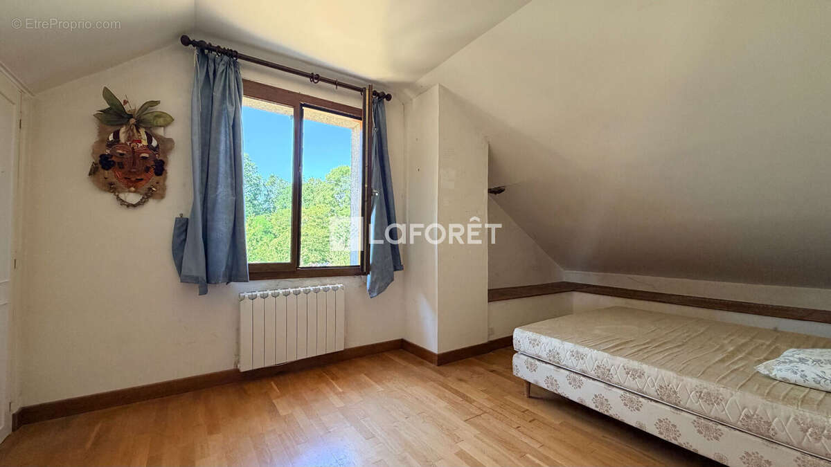 A vendre à MOIREMONT maison 133 m² - 5 chambres - photo 11