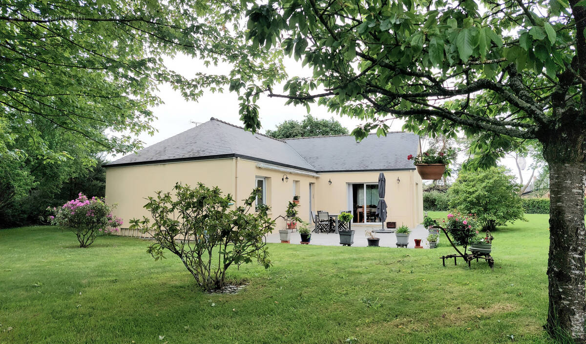 Maison à JUIGNE-DES-MOUTIERS