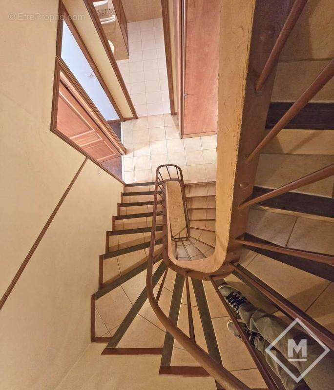 Maison à MARSEILLE-5E