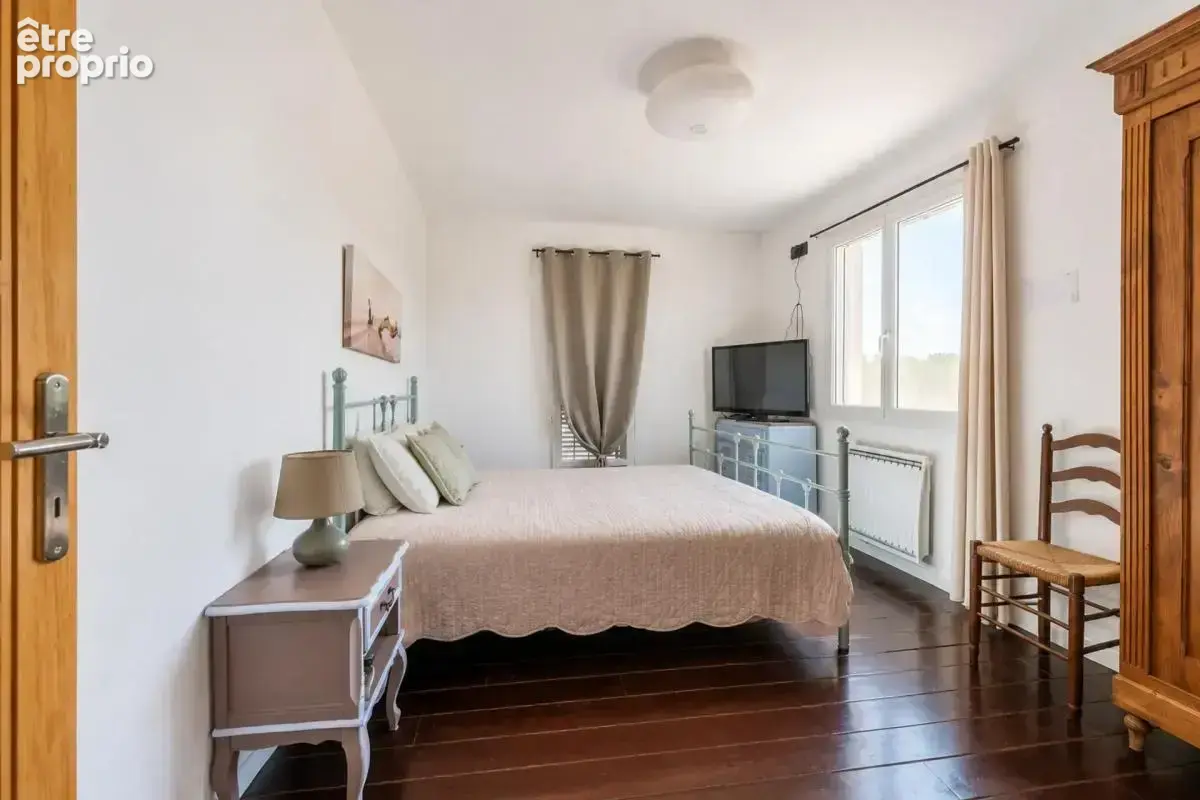 Maison de 7 pièces de 180 m² dont 2 pièces à restaurer de 40 m² - photo 14
