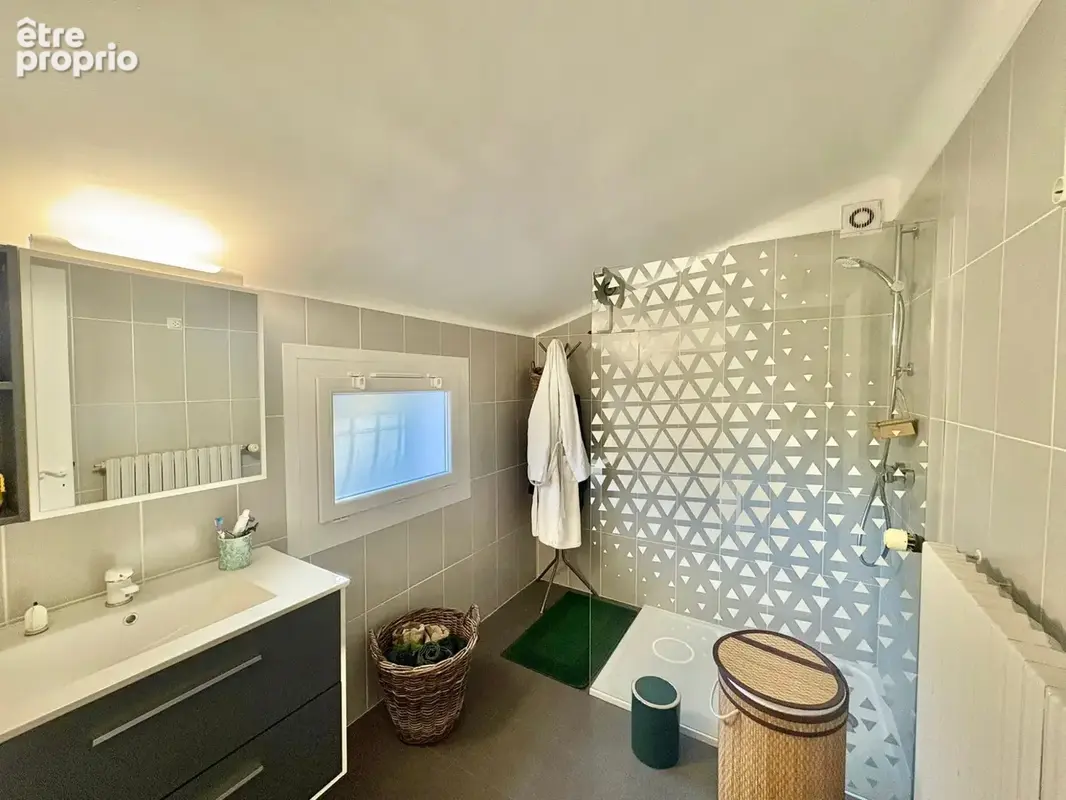 Maison 7 pièces 105 m² à vendre à Tourrettes (83440) - photo 7