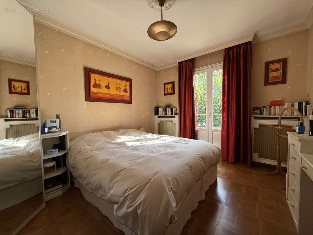 Maison à LE BLANC-MESNIL