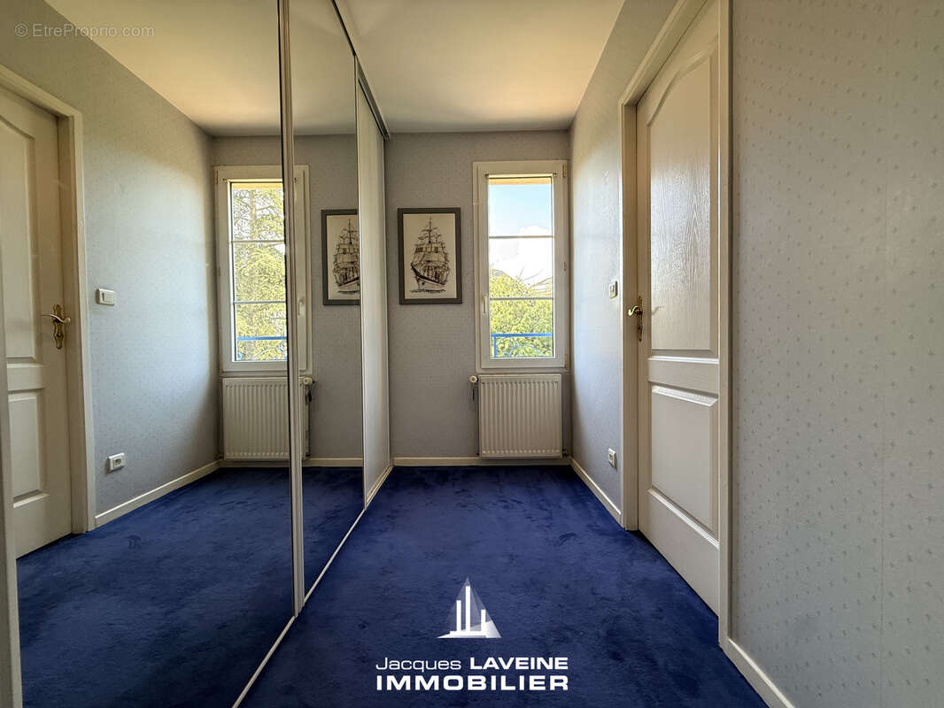 Maison à LONGEVILLE-LES-METZ