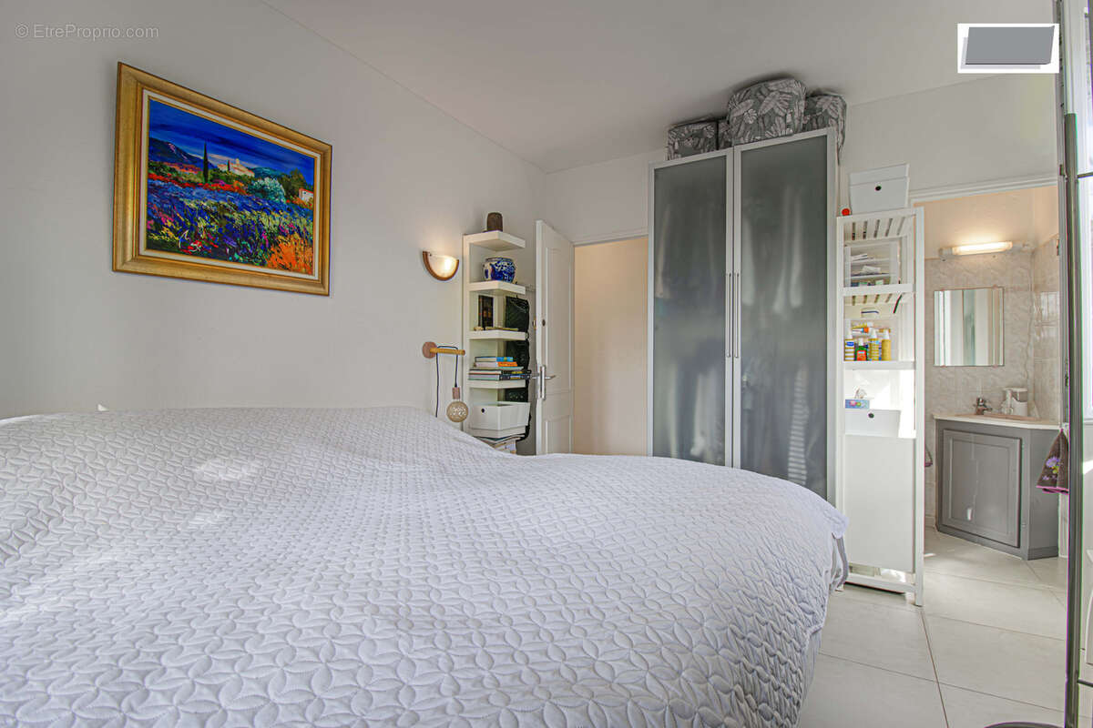 Maison à LE CASTELLET