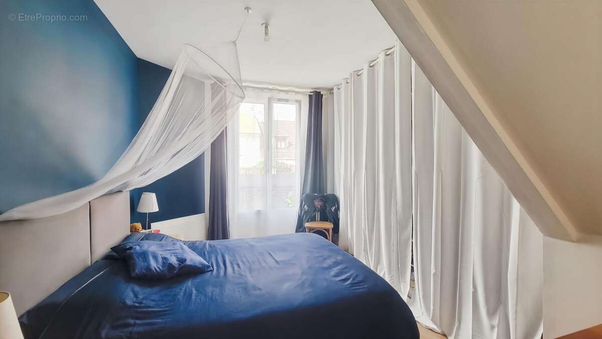 Maison à VAIRES-SUR-MARNE