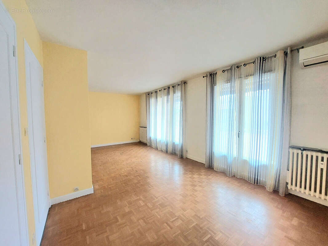 Appartement à VALENCE
