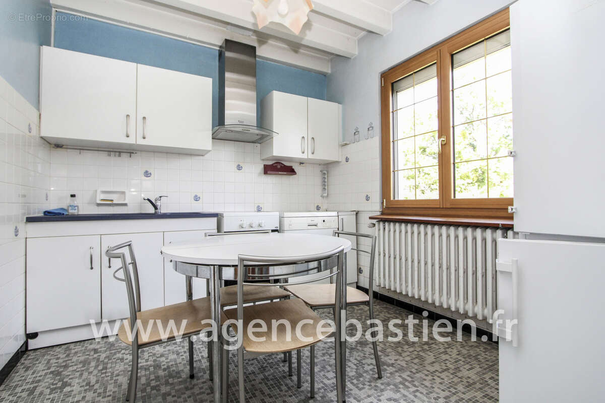 Maison à THOIRY