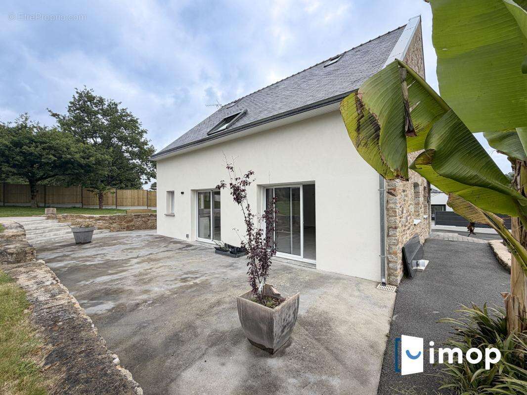 Maison à MONTERBLANC