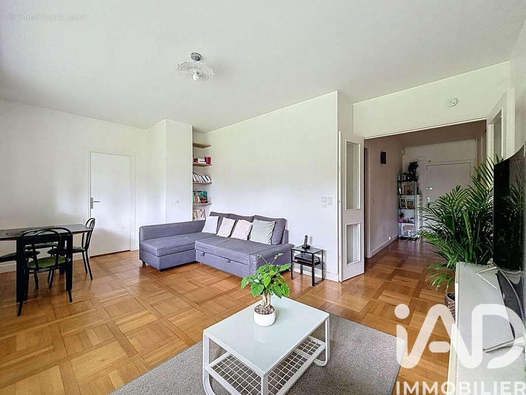 Photo 2 - Appartement à GARCHES