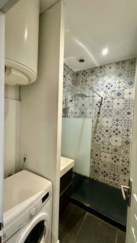 Appartement à MARSEILLE-2E