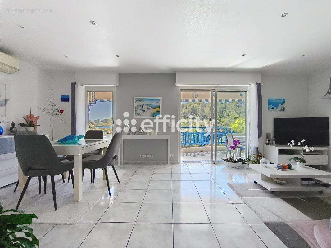 Appartement à SAINT-RAPHAEL