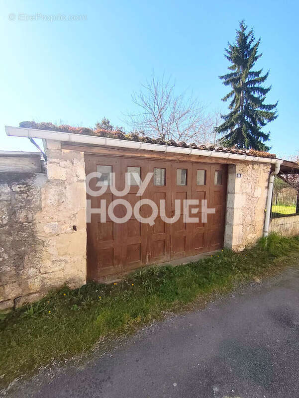 Maison à EYMET