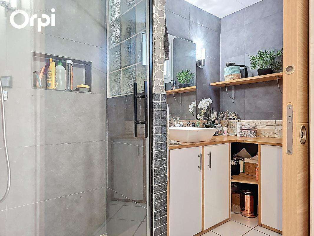 Appartement à ANNEMASSE