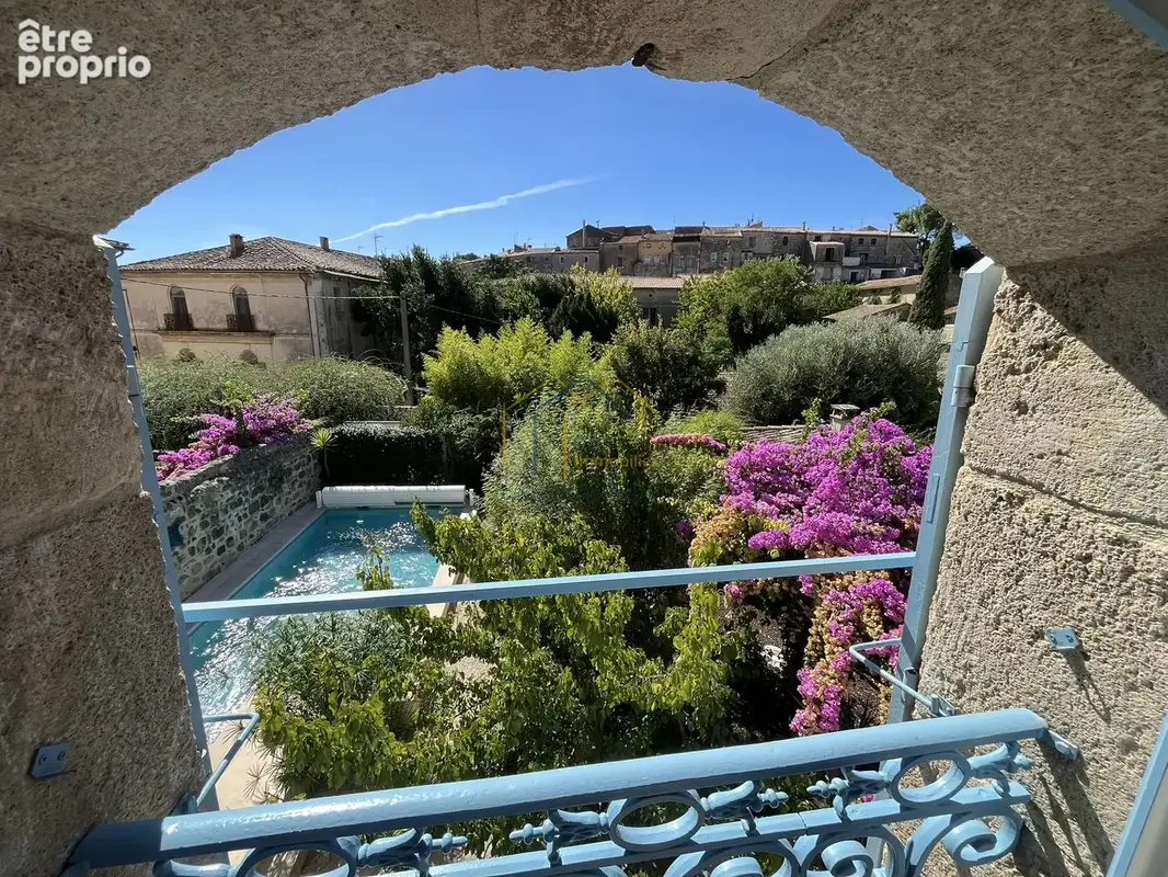 Maison de type vigneronne de 205m2 avec jardin et piscine - photo 7