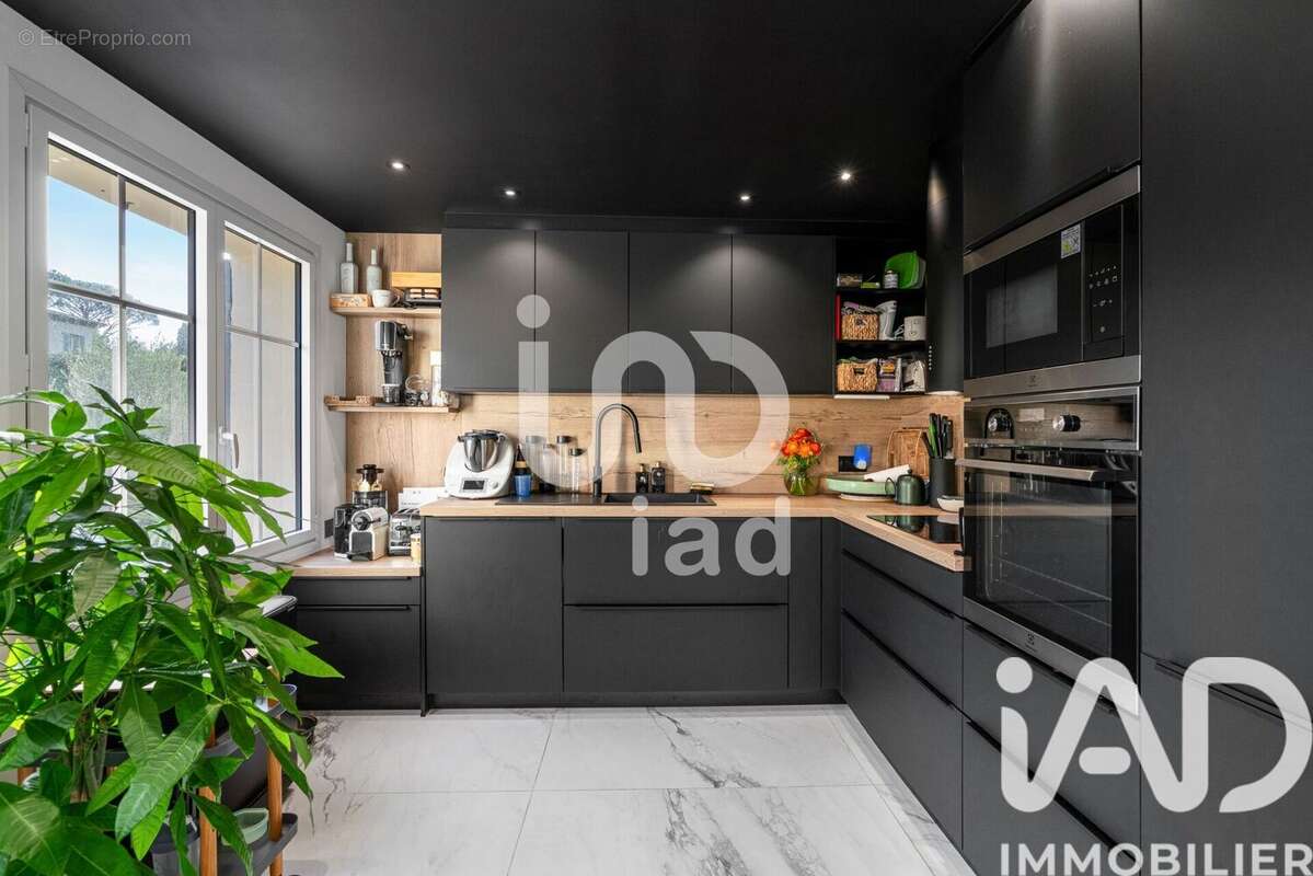 Photo 3 - Appartement à SAINT-TROPEZ