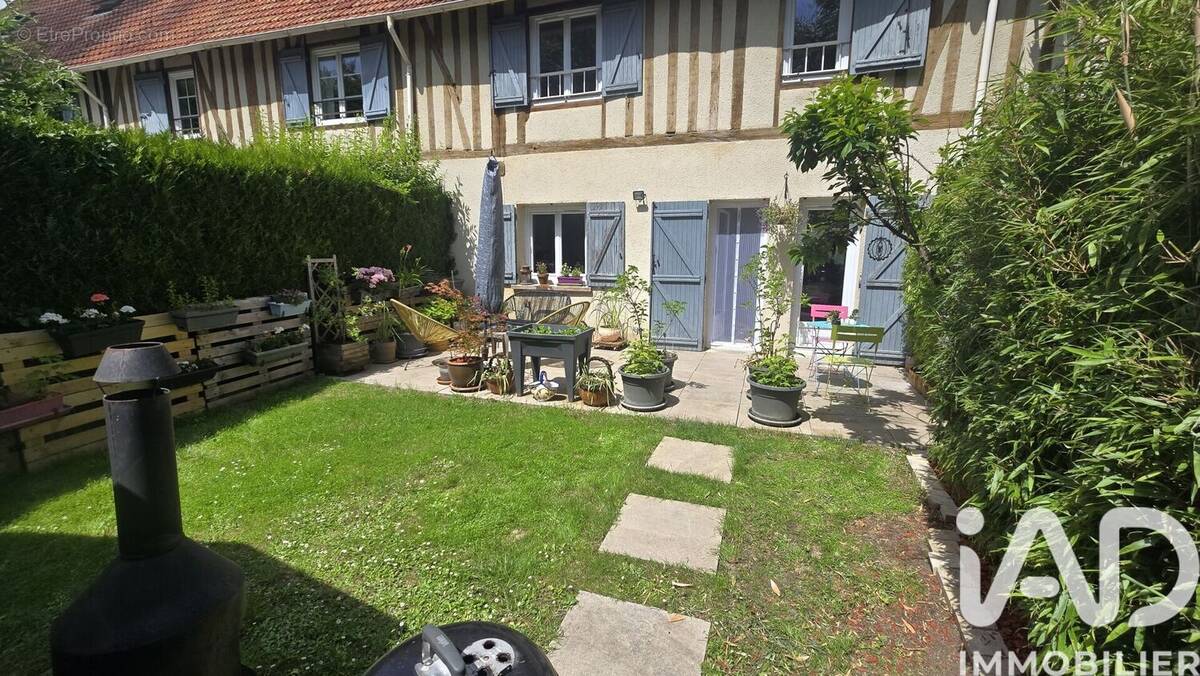 Photo 1 - Maison à IVRY-LA-BATAILLE