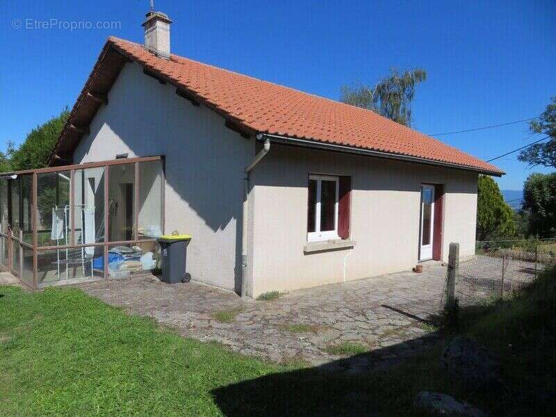 Photo 2 - Maison à ISSERTEAUX