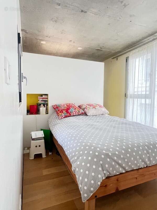 Appartement à PARIS-20E