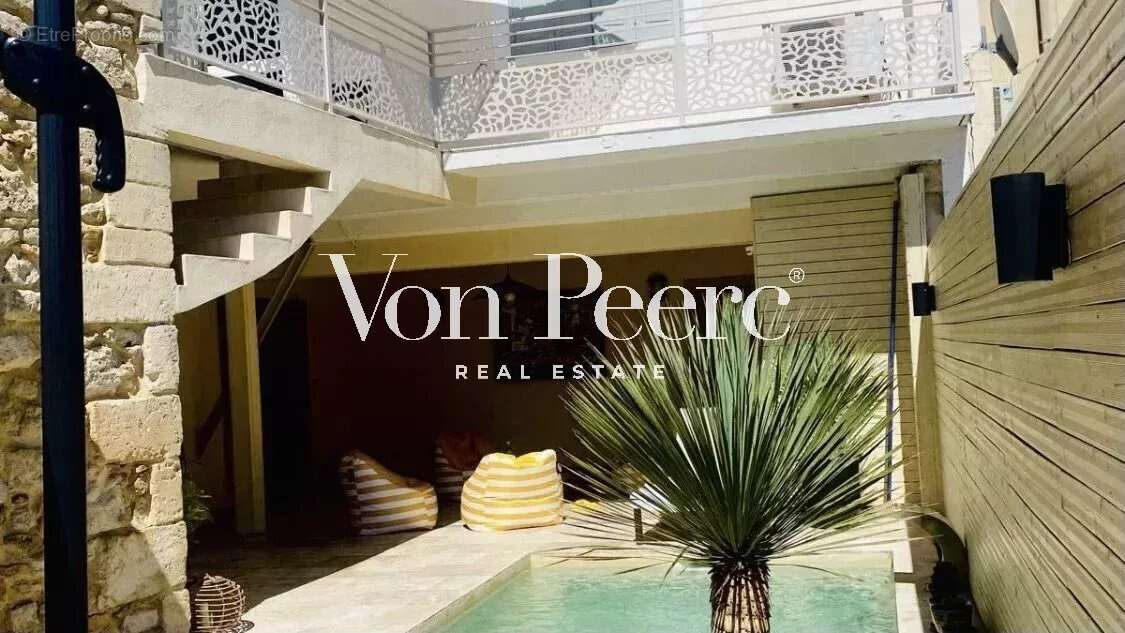 Appartement à VALLABREGUES