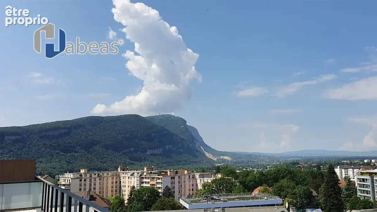Attique d'Exception : T5 de 108.15 m² avec Terrasse Plein Ciel de 65.80m², Parking et cave - photo 5