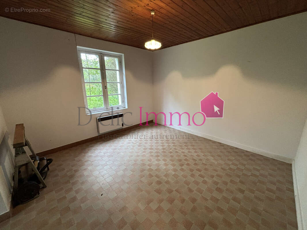 Soullans - maison 2 chambres en campagne   terrain 1,6 ha   grange et dépendances - photo 7