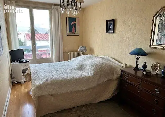 Chamalieres T3 calme et lumineux de 67m2, 2 chambres , balcon, garage et cave,  152000€ FAI - photo 4