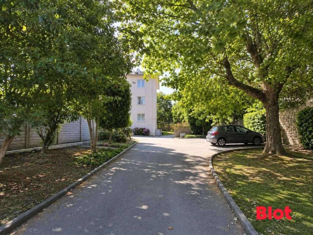 Appartement 63 m² à Saint-Malo  - photo 2