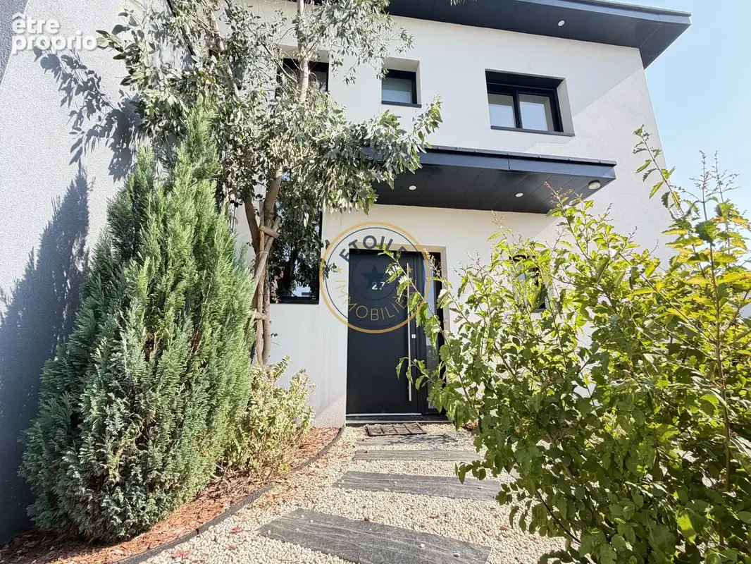 Montreuil-Juigné : maison T5 avec piscine à vendre - photo 17