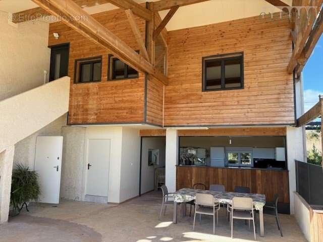 Maison à RESTINCLIERES