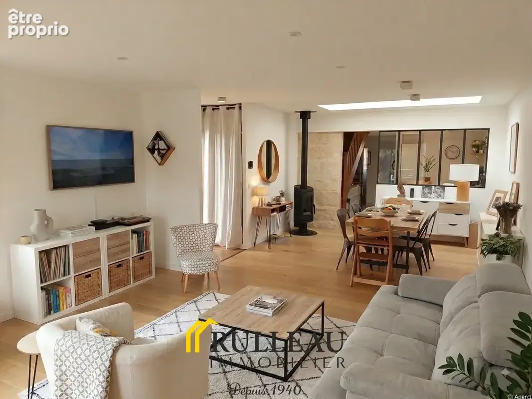 Maison  en pierre de caractère,  rénovée par un architecte 107 M2 - 4 chambres - terrain de 566 m2 avec dépend - photo 1