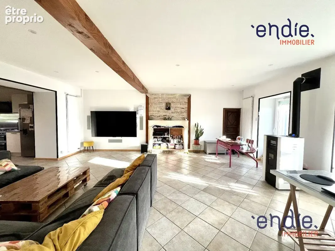 Maison 5 pièces 190 m² à vendre à Vouille (86190) - photo 4
