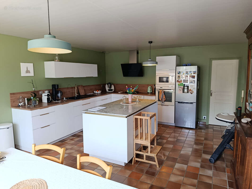 Maison à MONTCORBON