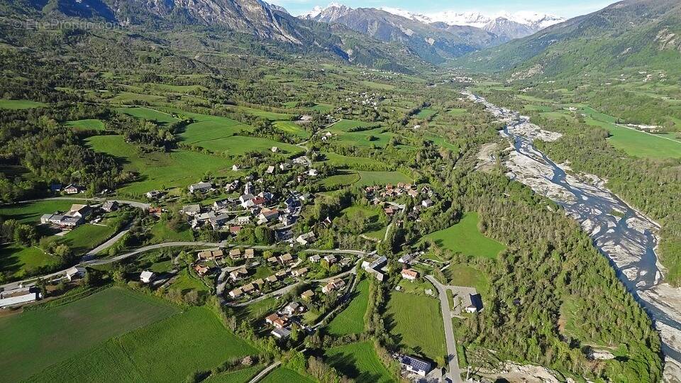 Terrain à CHABOTTES
