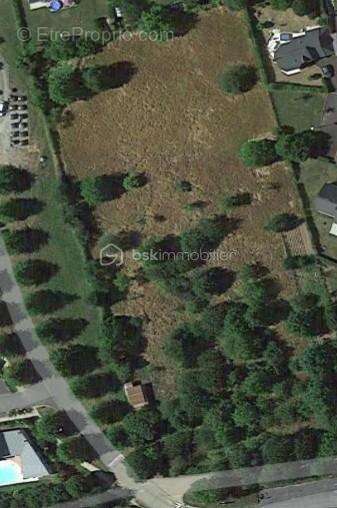 Terrain à MARTIGNE-SUR-MAYENNE