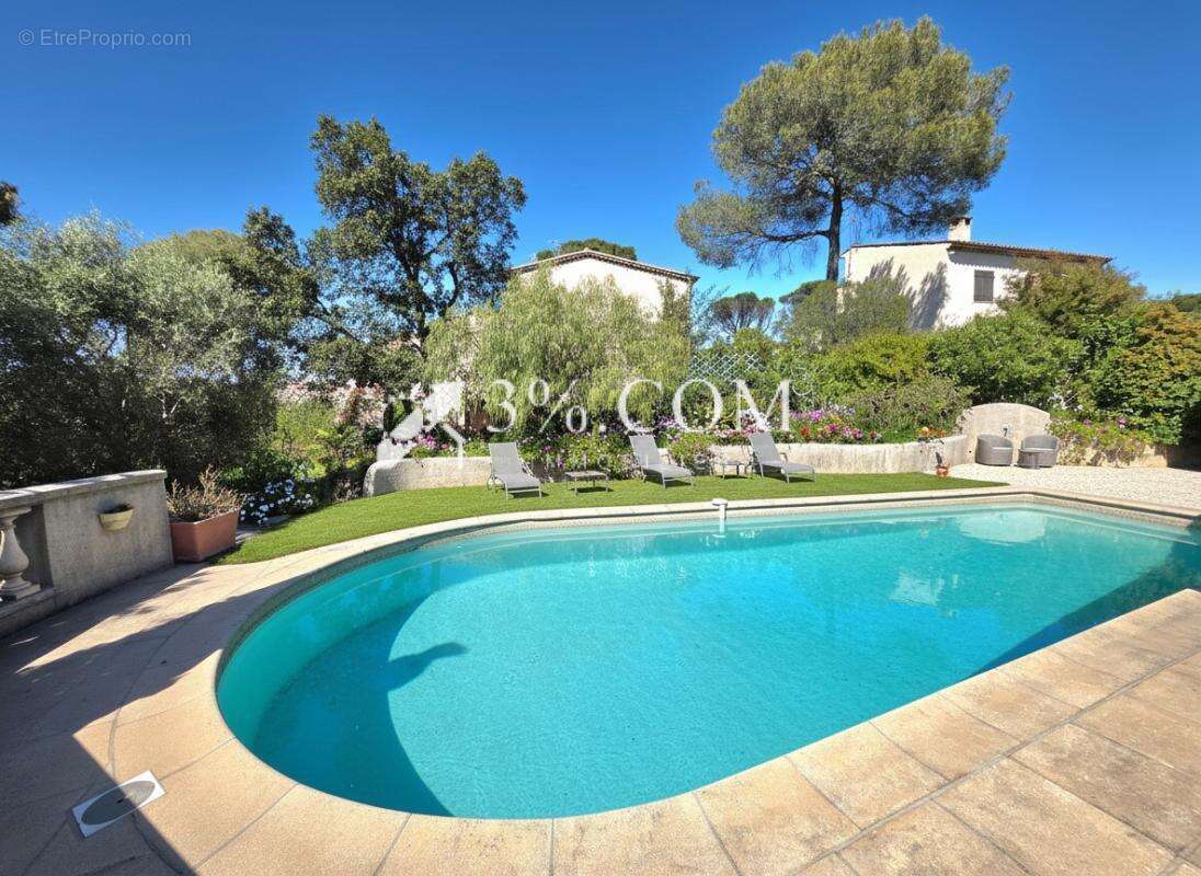 Maison à SAINT-RAPHAEL