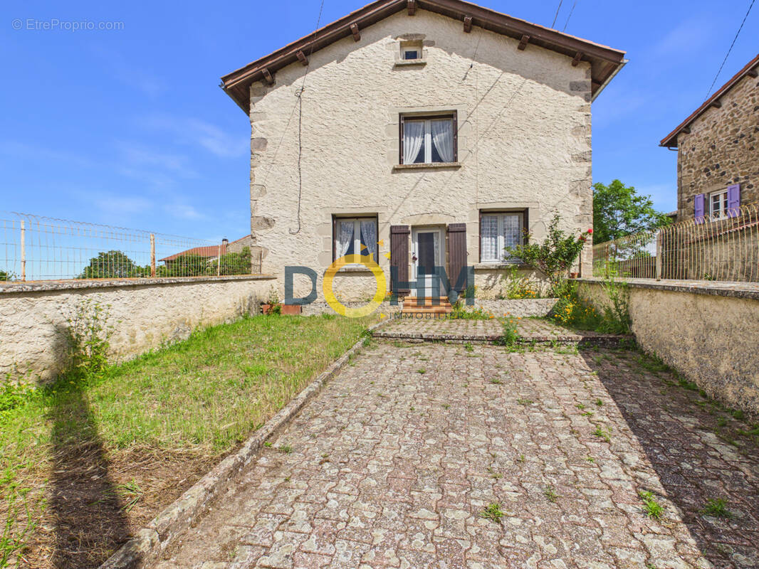 Maison à TIRANGES