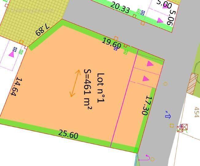 Terrain à LA CHAPELLE-DES-POTS