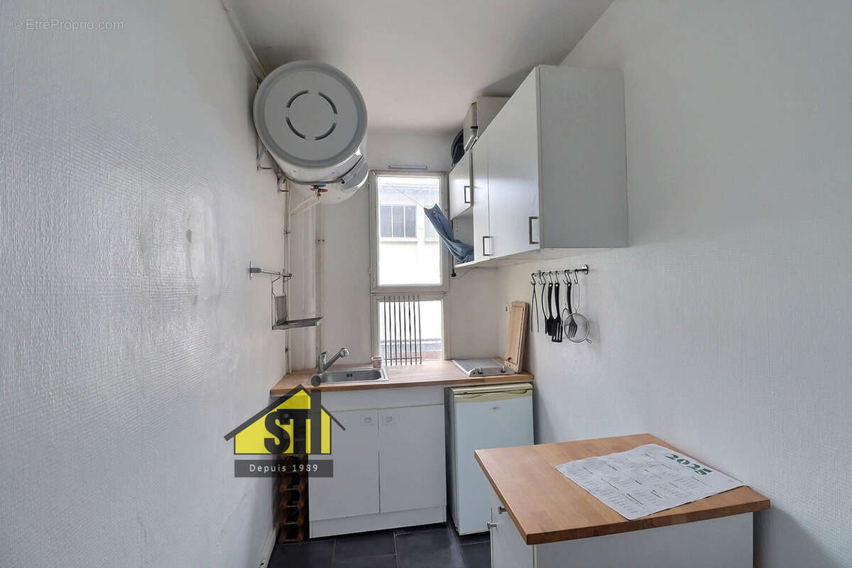 Appartement à PARIS-14E