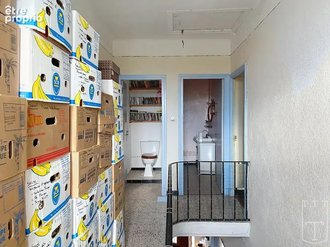 À rénover au cur du village de ruoms - photo 17