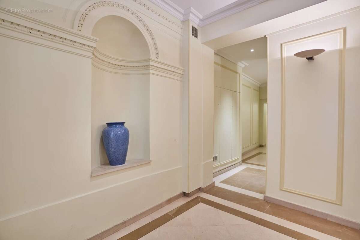 Appartement à PARIS-3E